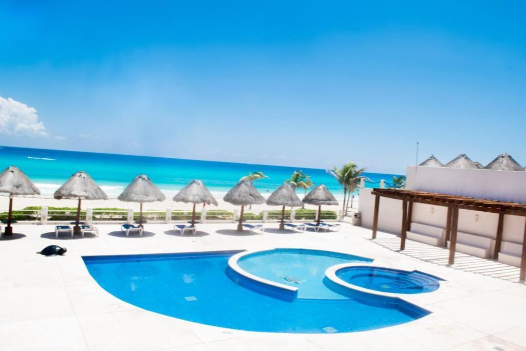 Ocean Front Villa Marlin, Best Location In Hotel Zone #109 Cancún Exteriör bild