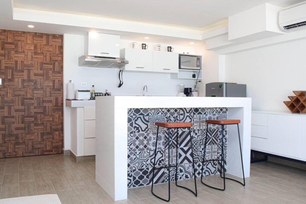 Ocean Front Villa Marlin, Best Location In Hotel Zone #109 Cancún Exteriör bild