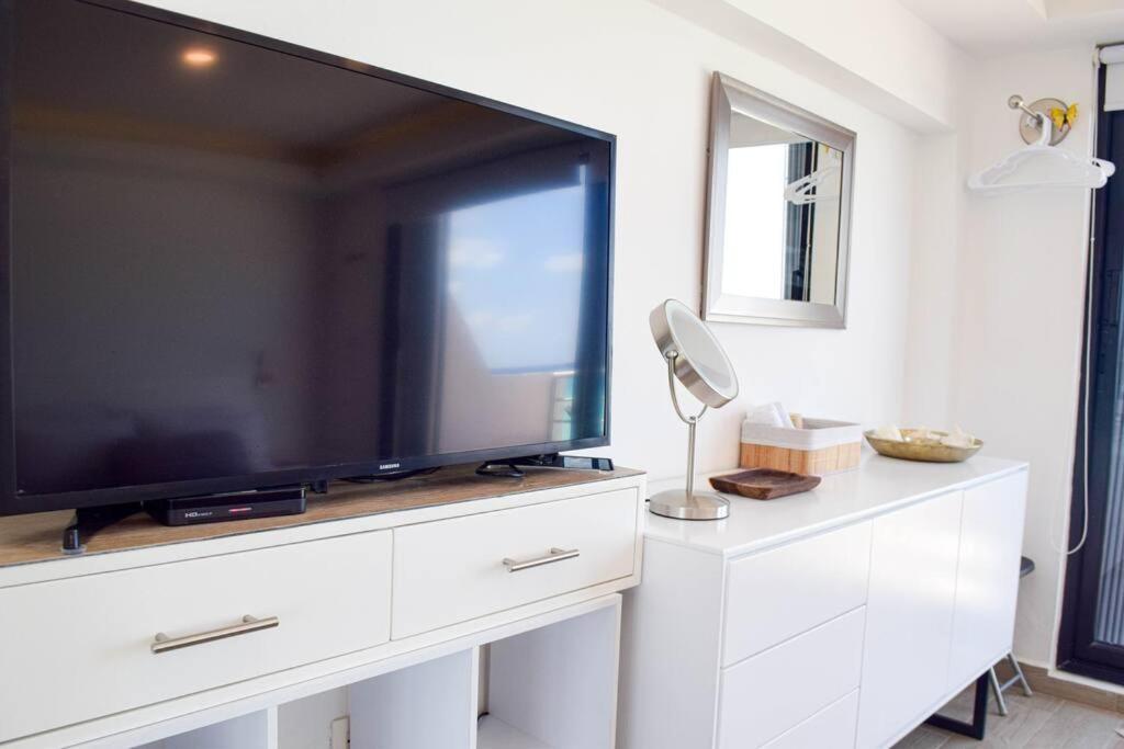 Ocean Front Villa Marlin, Best Location In Hotel Zone #109 Cancún Exteriör bild