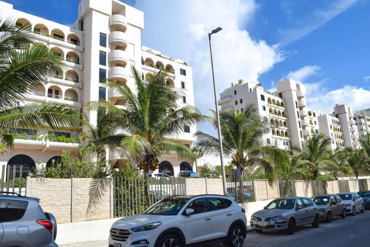 Ocean Front Villa Marlin, Best Location In Hotel Zone #109 Cancún Exteriör bild